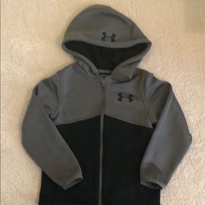 Under armour zip up hoodie. Xs